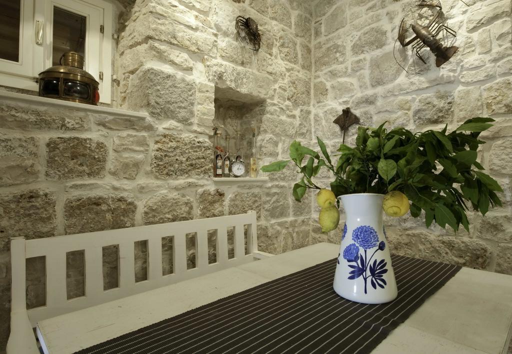 Apartment Whooart Komiža Dış mekan fotoğraf