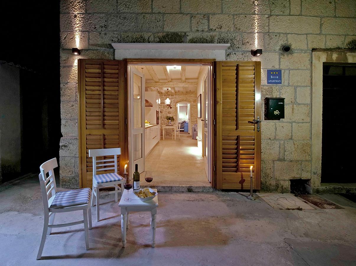 Apartment Whooart Komiža Dış mekan fotoğraf